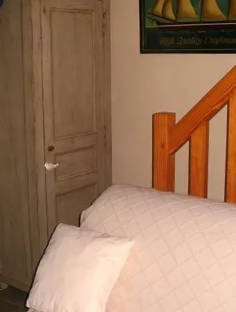Holiday home A L'ombre Du Figuier *
