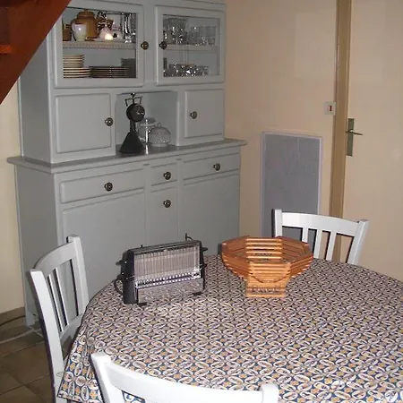Holiday home A L'ombre Du Figuier Saint-Thois